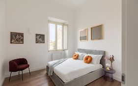 Iflat Magnificent Central Apartment
